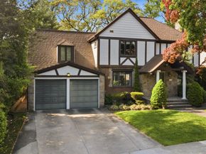 241-01 52ND Avenue, Douglaston NY 11362