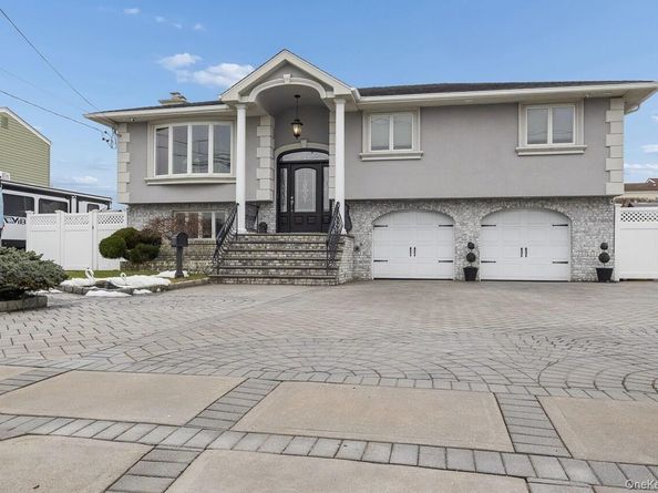 187 Massapequa Avenue, Massapequa NY 11758