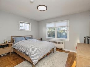 17 Goldsmith Avenue, Greenlawn NY 11740