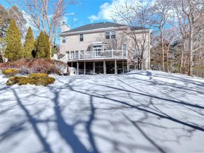 5 Frost Valley Road, Mount Sinai NY 11766