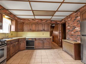 30 Putnam Avenue, Lynbrook NY 11563