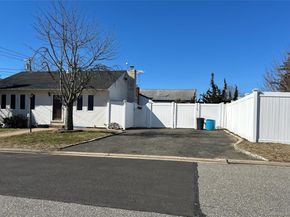 30 Jenkins Avenue, North Babylon NY 11703