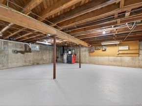 4 Colonial Court, Bay Shore NY 11706