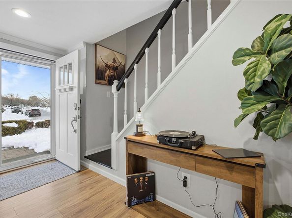 7 Woodbrook Drive, Ridge NY 11961