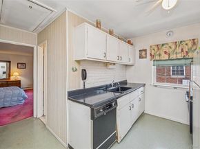 2537 Jerusalem Avenue 2J, North Bellmore NY 11710