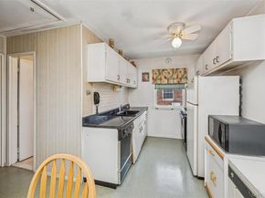 2537 Jerusalem Avenue 2J, North Bellmore NY 11710