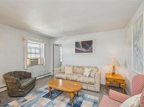 2537 Jerusalem Avenue 2J, North Bellmore NY 11710