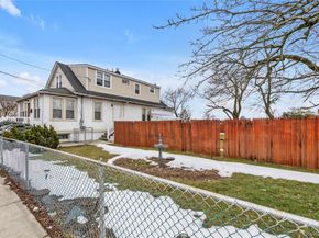 47 Murray Hill Street, Elmont NY 11003