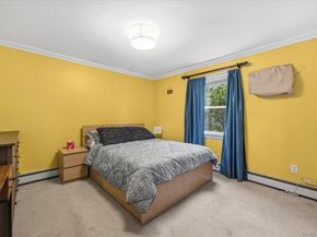 7 Constable Lane, Levittown NY 11756