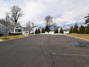 2 Spruce Place, Bohemia NY 11716