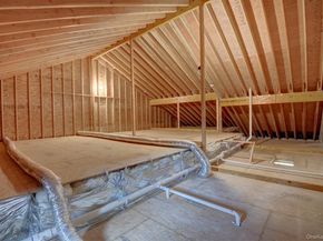 2 Spruce Place, Bohemia NY 11716