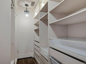 10 Hewitt Drive, Northport NY 11768