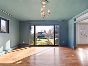 10 Hewitt Drive, Northport NY 11768