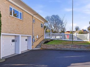 10 Hewitt Drive, Northport NY 11768