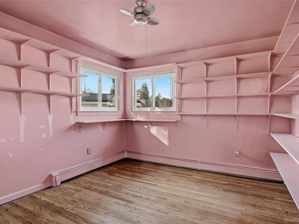 10 Hewitt Drive, Northport NY 11768