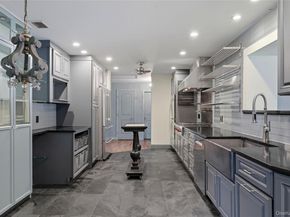 10 Hewitt Drive, Northport NY 11768