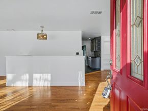 10 Hewitt Drive, Northport NY 11768