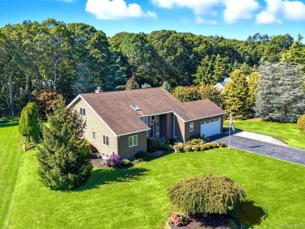 61 Eileen Circle, Jamesport NY 11947