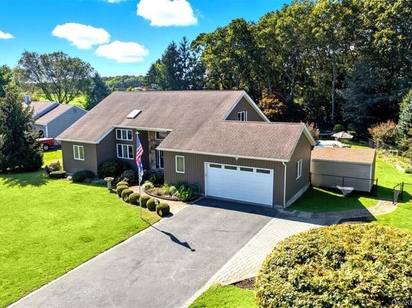 61 Eileen Circle, Jamesport NY 11947