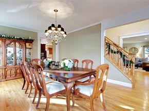 42 Mora Court, Manhasset NY 11030