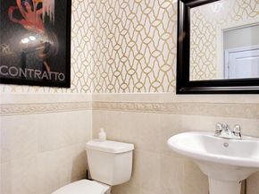 42 Mora Court, Manhasset NY 11030