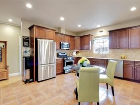 42 Mora Court, Manhasset NY 11030