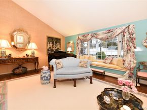 11 Joy Drive, Manhasset Hills NY 11040