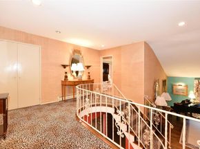 11 Joy Drive, Manhasset Hills NY 11040