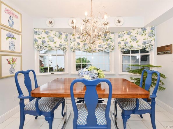 11 Joy Drive, Manhasset Hills NY 11040