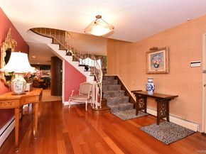 11 Joy Drive, Manhasset Hills NY 11040