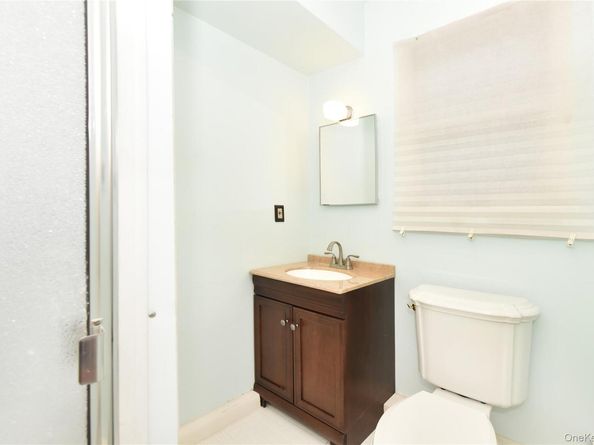 11 Joy Drive, Manhasset Hills NY 11040