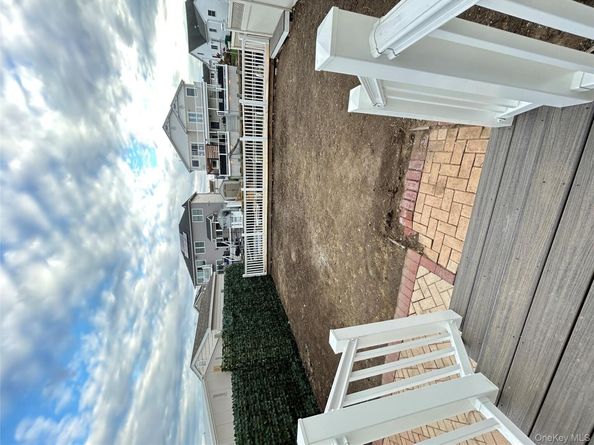 3680 Naomi Street, Seaford NY 11783