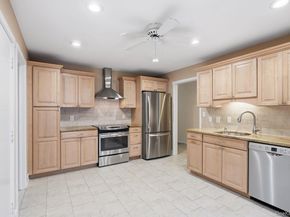 55 Heritage Hills A, Somers NY 10589