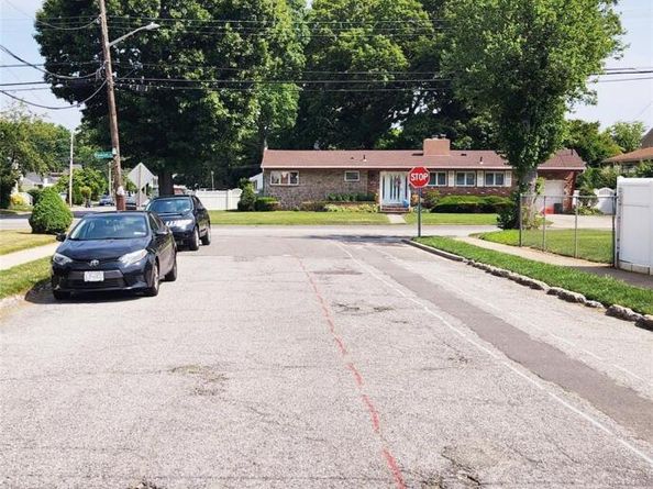 1090 Pinebrook, West Hempstead NY 11552