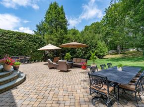 36 Rose Court, Northport NY 11768