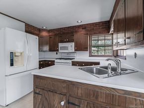 7 Romeo Lane, Commack NY 11725