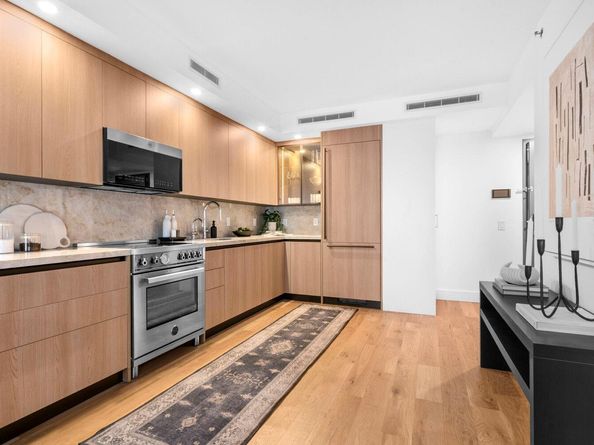 228 13TH Street 305, Brooklyn NY 11215
