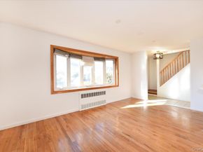 233 Meyer Avenue, Valley Stream NY 11580