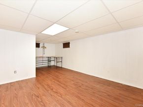 233 Meyer Avenue, Valley Stream NY 11580