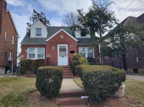 30-11 149 Street, Flushing NY 11354