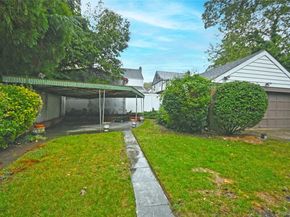 112-13 178th Street, Addisleigh Park NY 11433