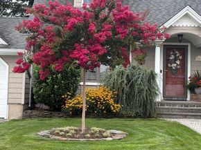 681 N Clinton Avenue, Lindenhurst NY 11757