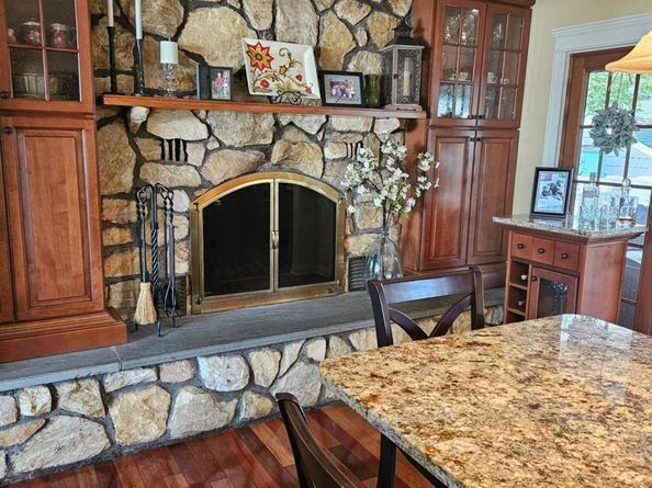 681 N Clinton Avenue, Lindenhurst NY 11757