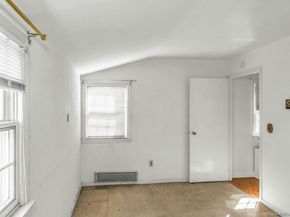 16 William Street, New Hyde Park NY 11040