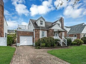 16 William Street, New Hyde Park NY 11040