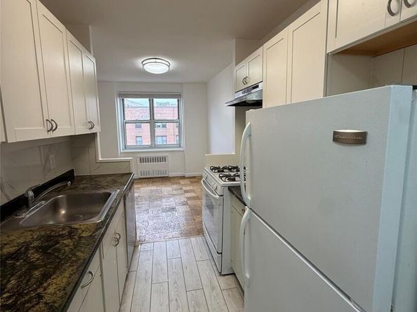 16 Lake Street 7B, White Plains NY 10603