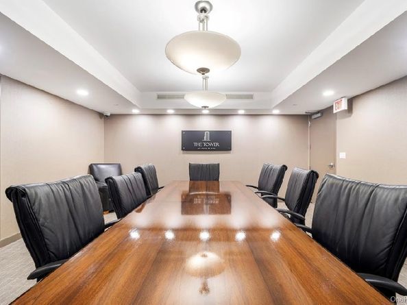 10 City Place 8B, White Plains NY 10601