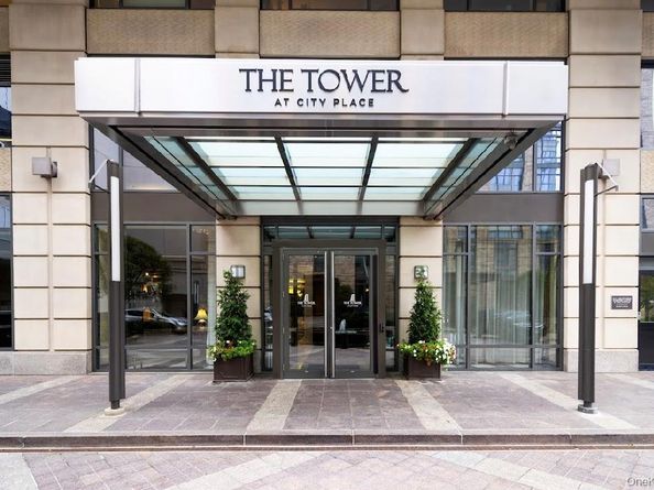 10 City Place 8B, White Plains NY 10601