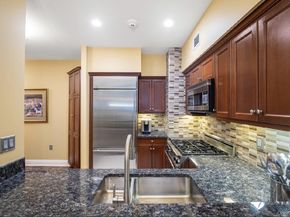 10 City Place 8B, White Plains NY 10601