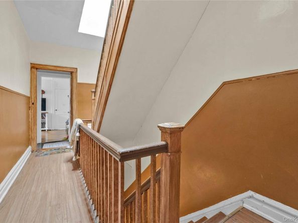 6058 60th Road, Maspeth NY 11378